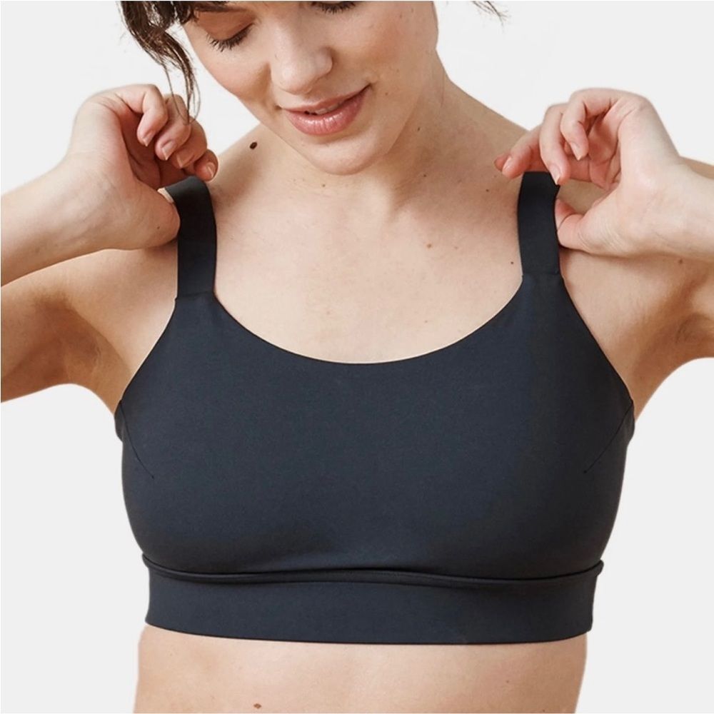 ADAY Shadow Lighten‎ Up Sports Bra NWOT
